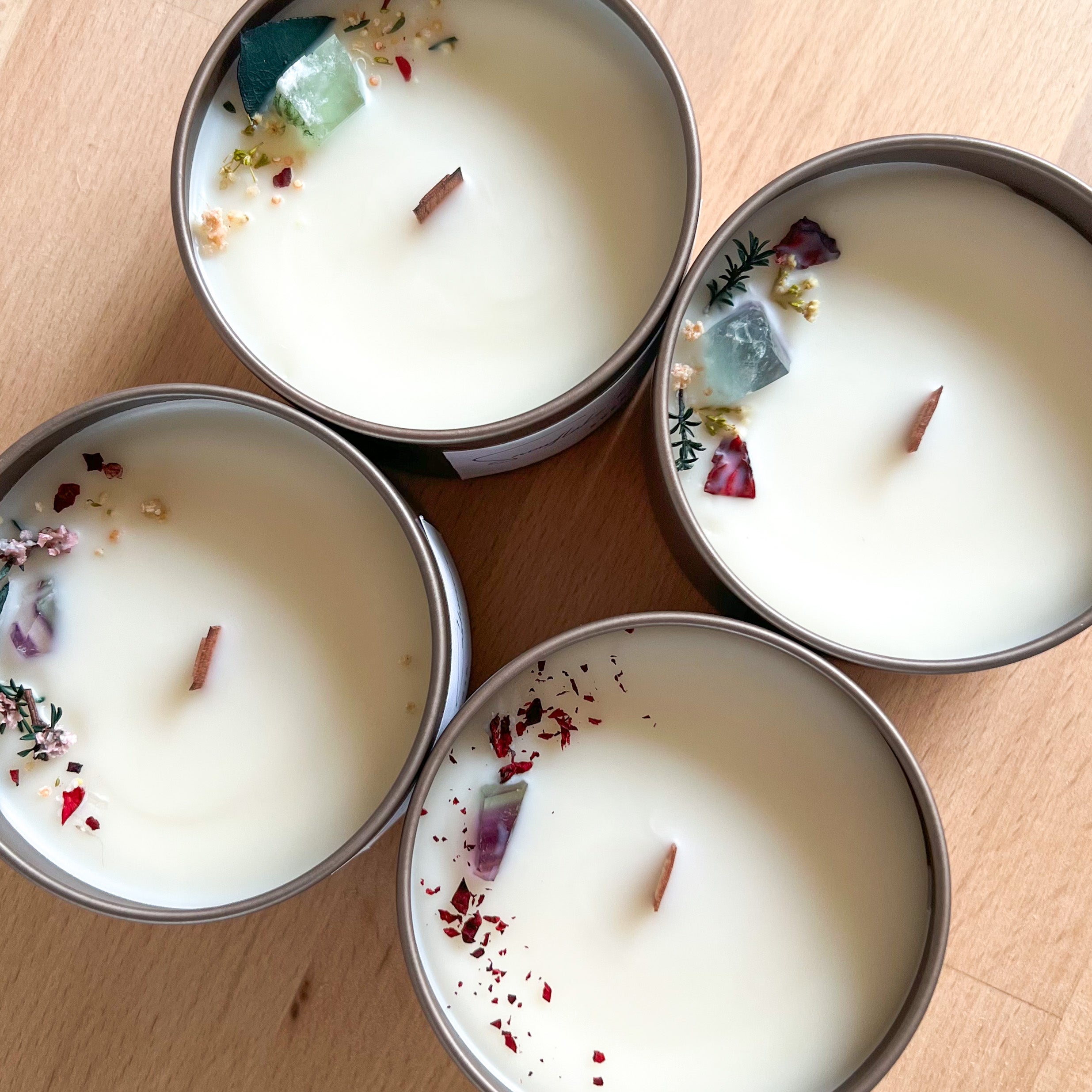 Snowflake Cashmere Tin Candle