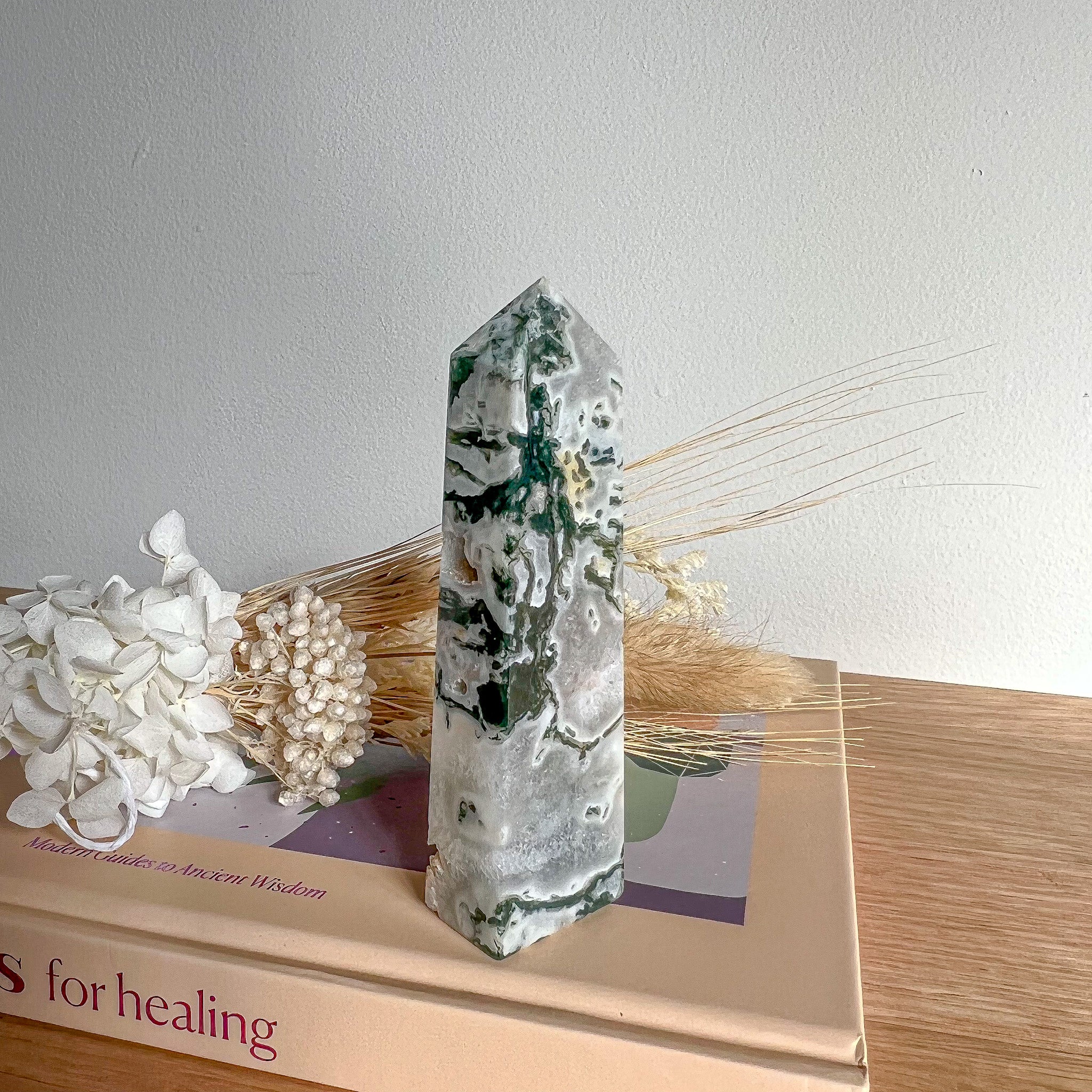 Moss Agate Tower 02