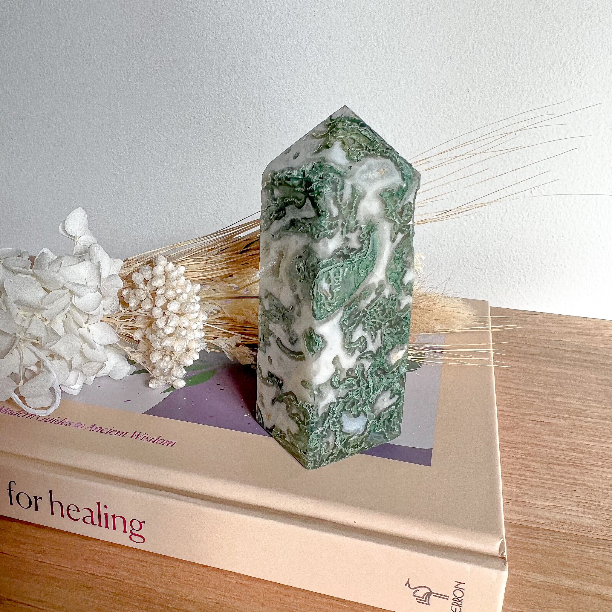 Moss Agate Tower 03